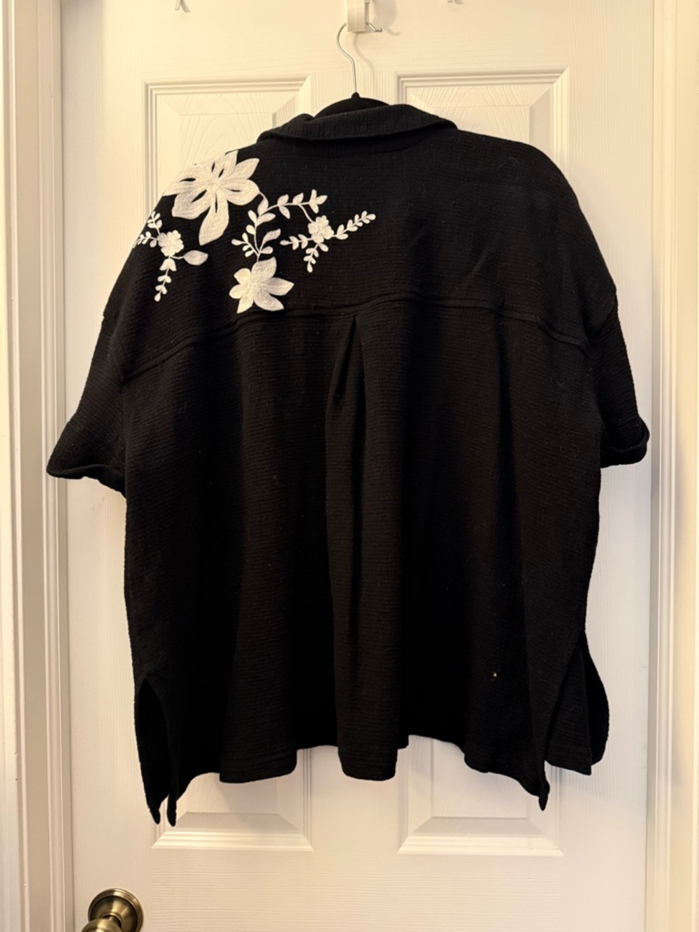 Free people We The Free Flowers Embroidered Shirt Size Large - Picture 5 of 6